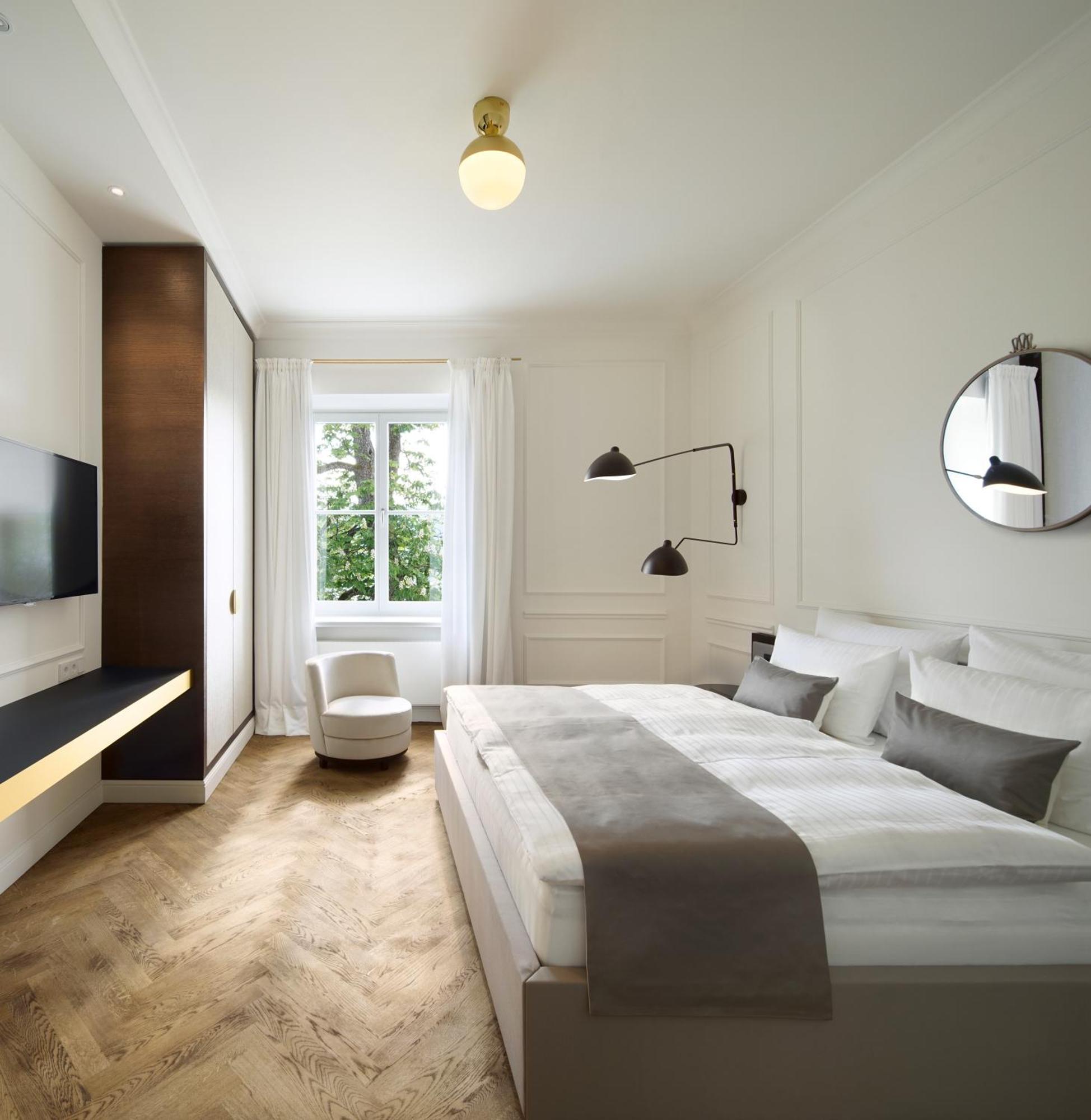 Das ทีแกร์นซี ภายนอก รูปภาพ A room at the Hotel Axelmannstein