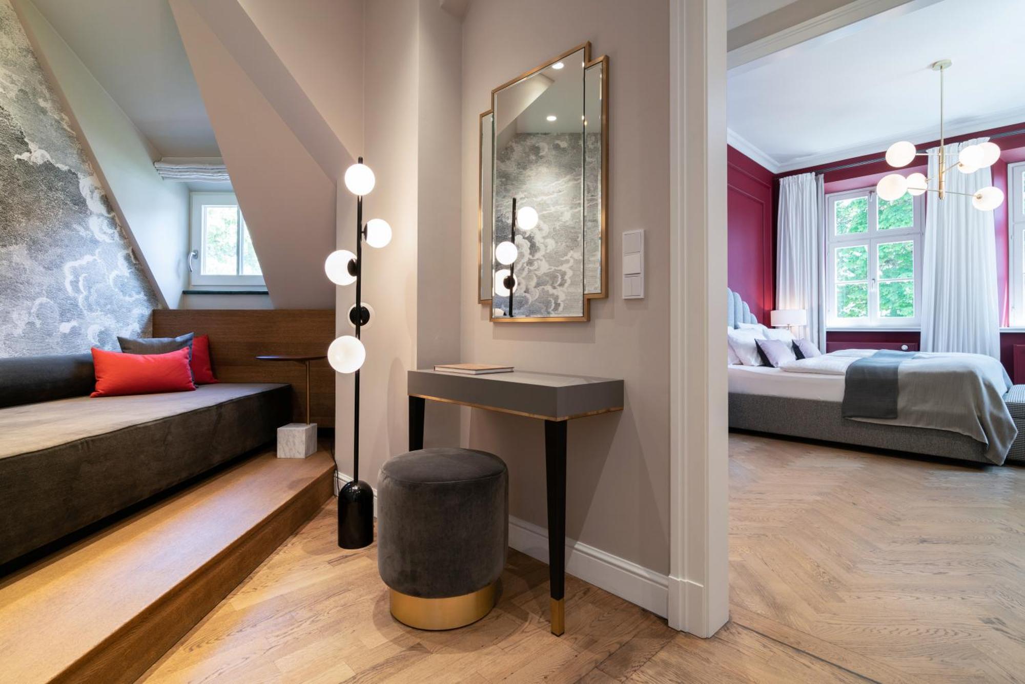 Das ทีแกร์นซี ภายนอก รูปภาพ A suite at the Hotel Axelmannstein